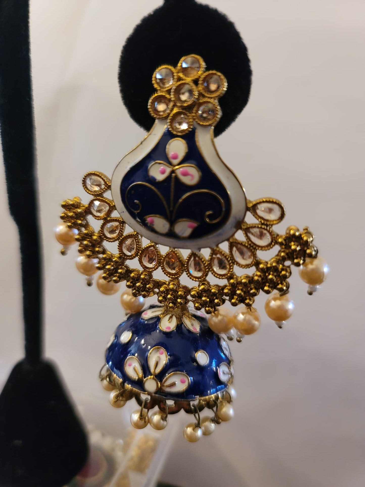 White Pearl and Blue Resin Earrings Set