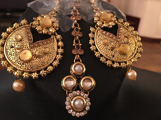 Golden Maang Tikka and Earrings Set