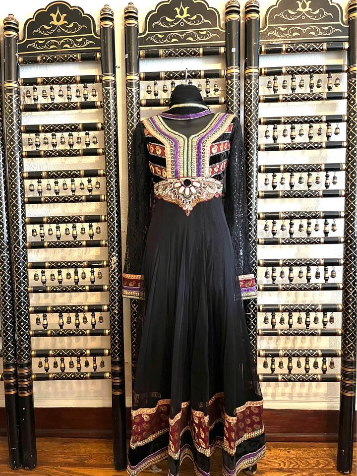 Embroided Anarkali Suit Size 42 Sr3